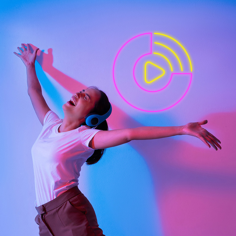 5 Neon Signs for DJ Sets and Live Music Events